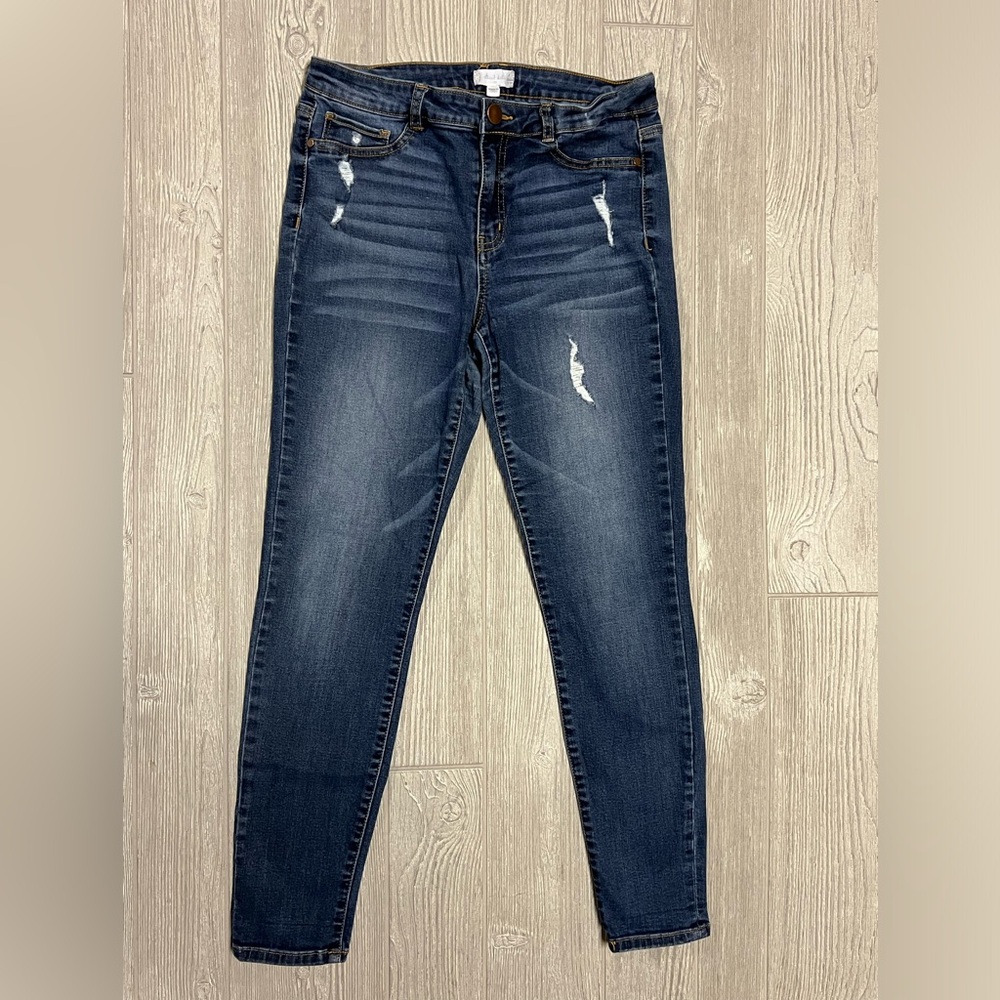 Alter’d State Distressed Jeggings Skinny Jeans Size 11 Style# S2564KEDS